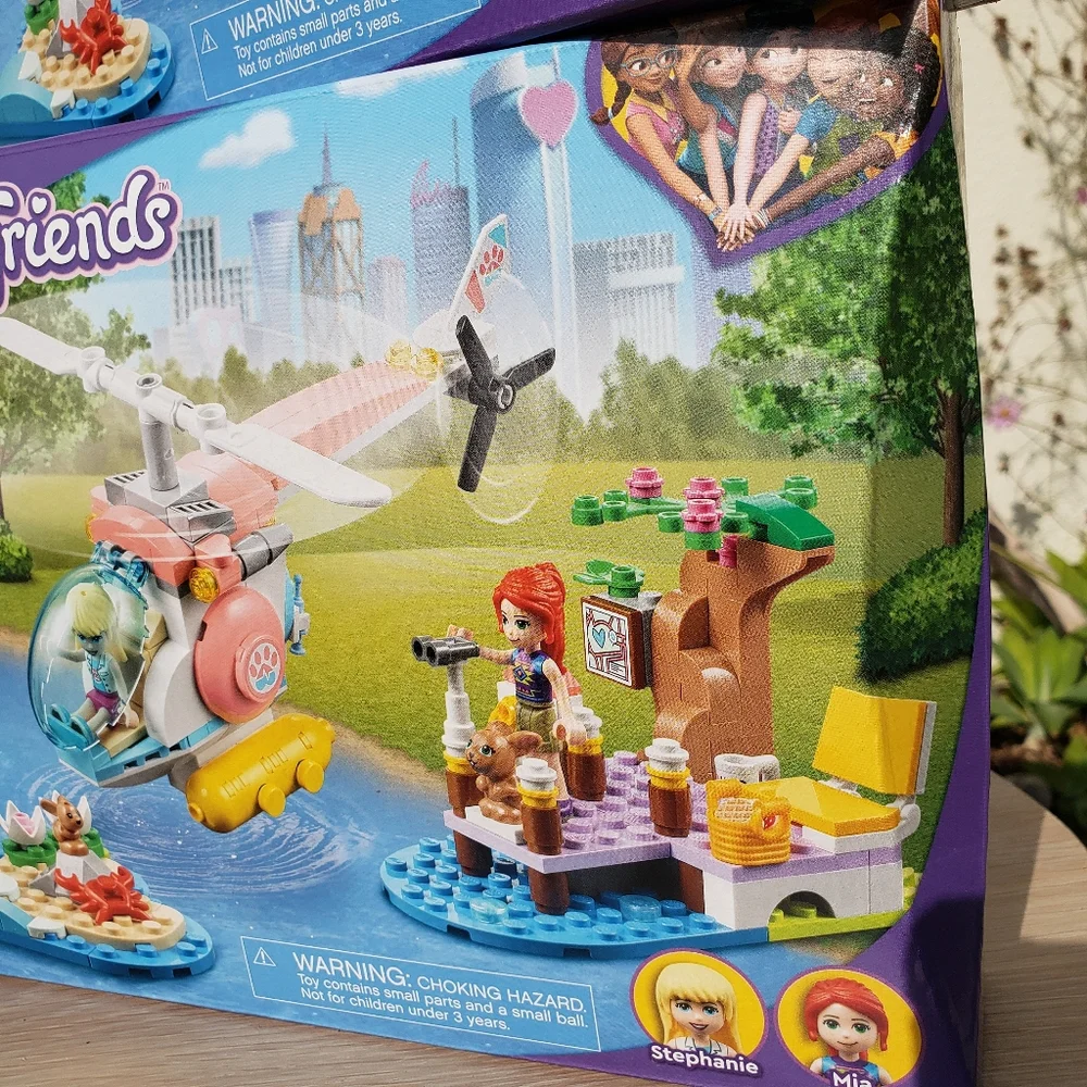 NEW LEGO FRIENDS Building Set Helicopter Vet Rescue 41692 Valentine's Day Gift 2 - Picture 6 of 16